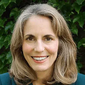 Ann Kinsella headshot